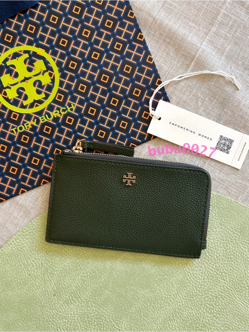NWT💚Tory Burch Blake Zip Card Case Holder in Basil Green Pebble Leather 177026